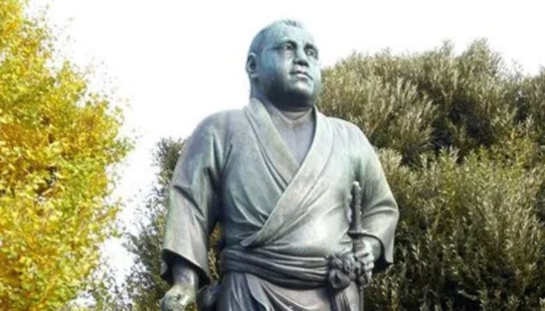 位於上野公園的西鄉隆盛的銅像並非本人？